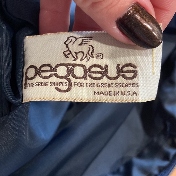 Pegasus Dark Blue Garment Bag - Picture 11 of 11